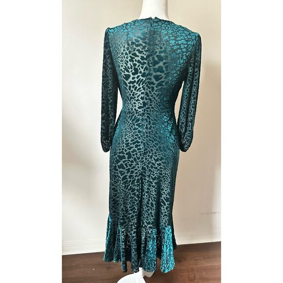 Calvin Klein Animal Print Velvet Burnout Dress Sz. 6 - Picture 5 of 16